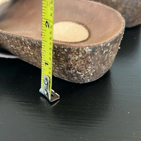 Olukai sandals - Picture 6 of 7